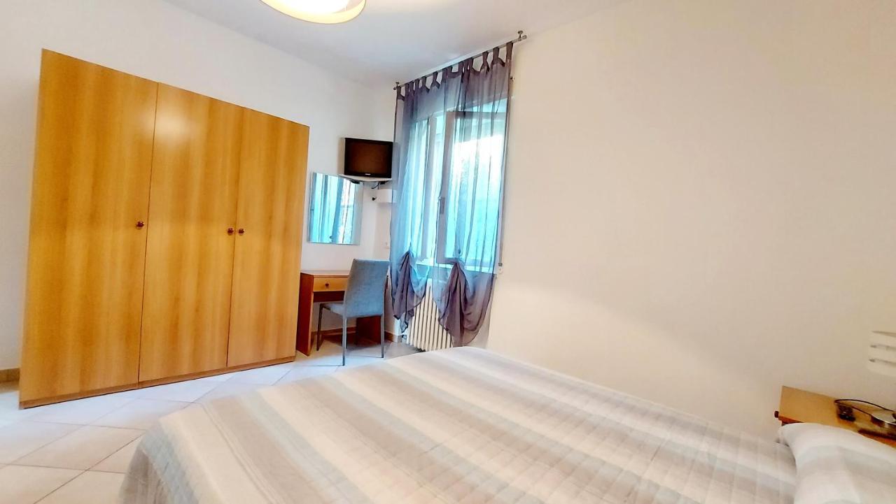 Narcisa Patio Apartment บาร์โดลิโน ภายนอก รูปภาพ